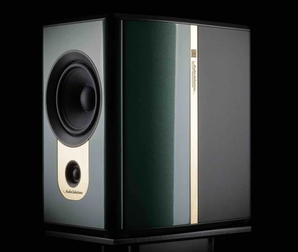 AudioSolutions Figaro BL2 – now in green color finish