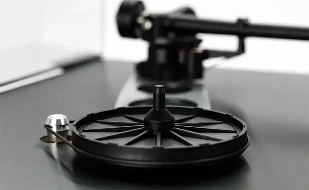 Rega Planar 3 RS Edition - an update to the famous turntable