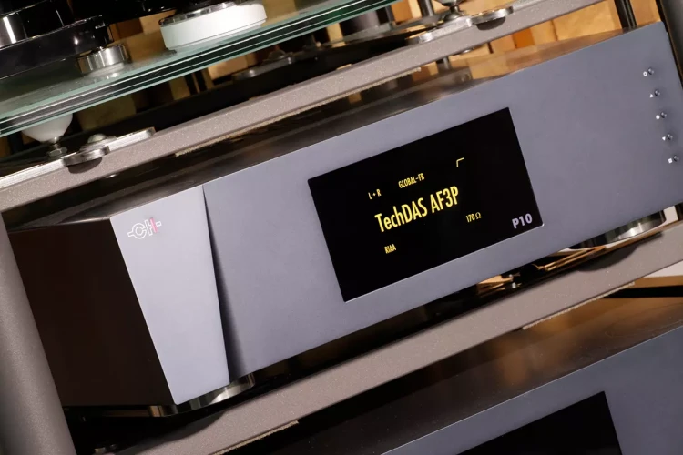 Review: CH Precision P10 reference-class phono preamplifier