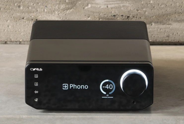 The Best Integrated Amplifiers for $449 - $5,000: A Detailed Comparison