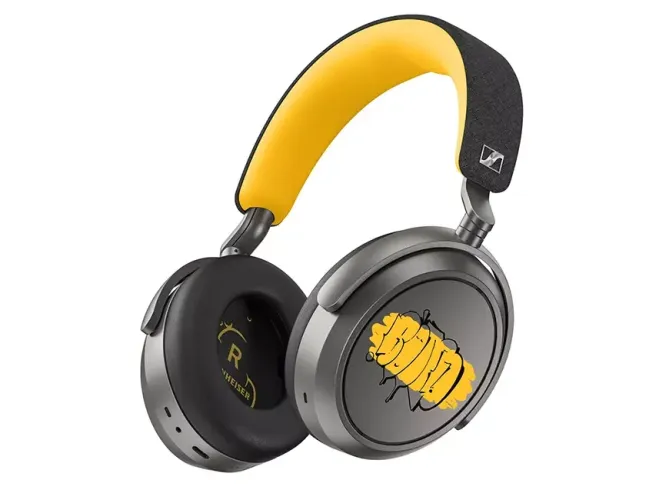 Sennheiser Momentum 4 Wireless “Bond Truluv” – Headphones in the Style of Avant-Garde Graffiti