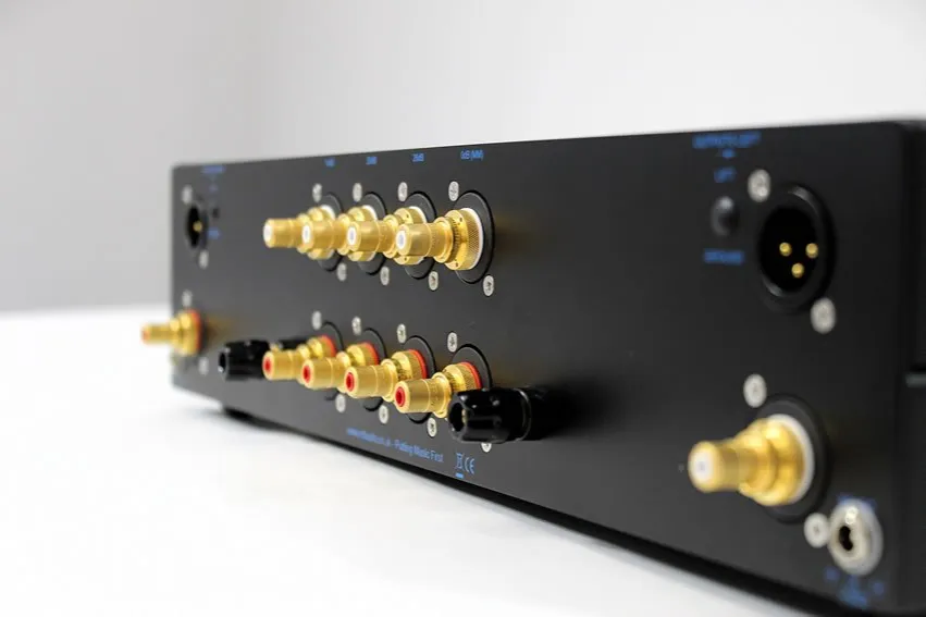 Music First Audio LP 103 LCR