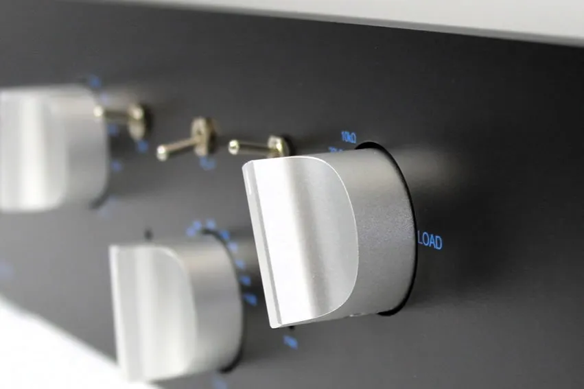 Music First Audio LP 103 LCR