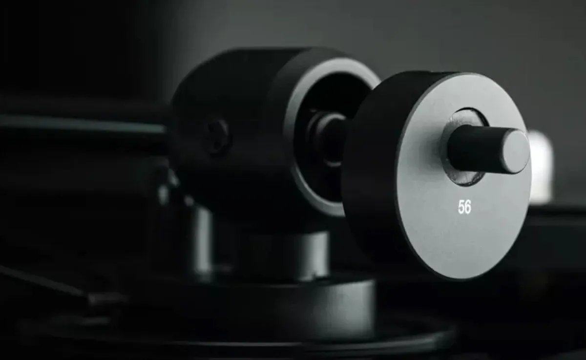 Pro-Ject E1.2. Image source - (c) Pro-Ject