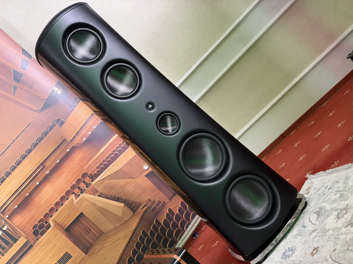 Magico M7. Image source - (c) Hifiverse