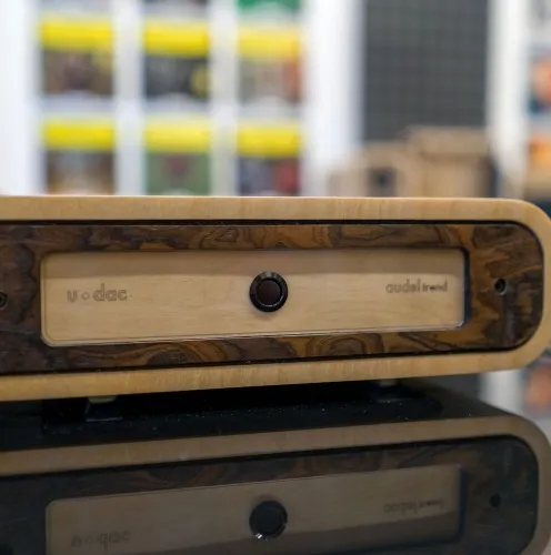 The Audel Nika Desktop System is a Truly Beautiful Audio Complex