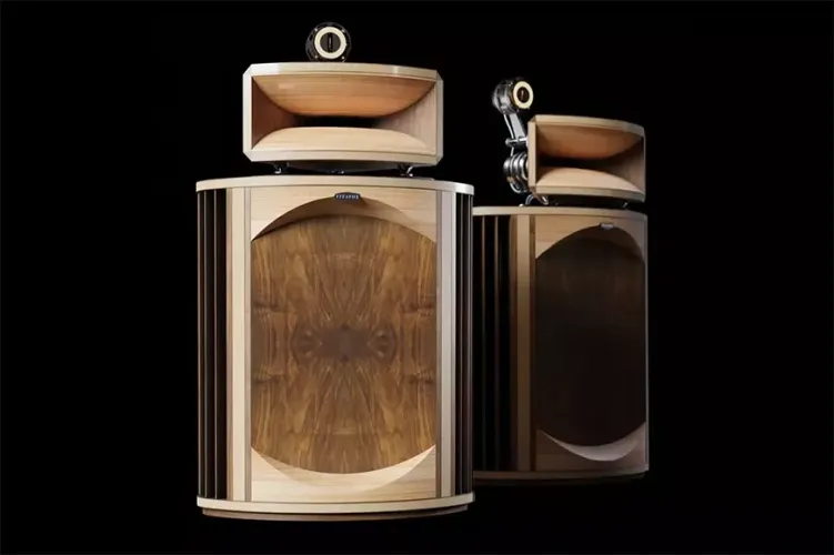 Vitavox TriStar – 15 Ohm Impedance and 105 dB Sensitivity