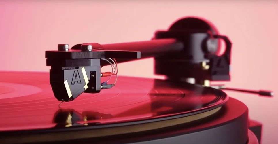 AVID NEXUS V2 and ATLUS V2 – new tonearms for vinyl turntables presented