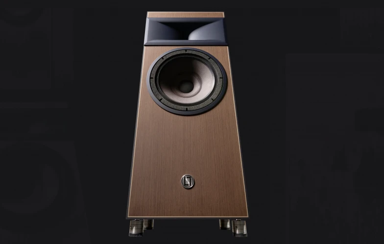 LORENZO LM6 – Impressive Floorstanding Speakers in a Closed Cabinets Design