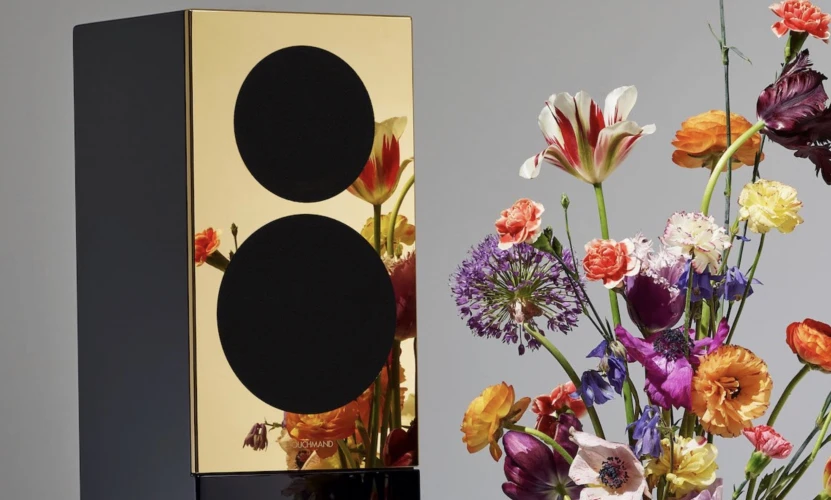 HOUCHMAND M1 – Active Luxury Speakers with Streamer