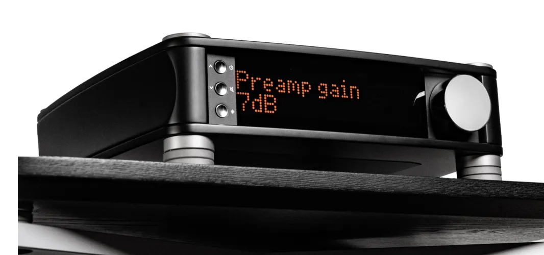 Comparison of High-End Integrated Amplifiers - 2026, PART 2