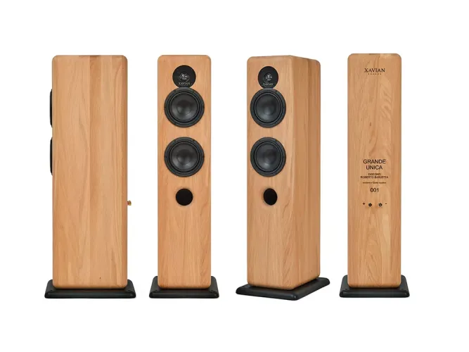 Xavian Grande Unica – Floorstanding Speakers Made of Solid Natural Wood