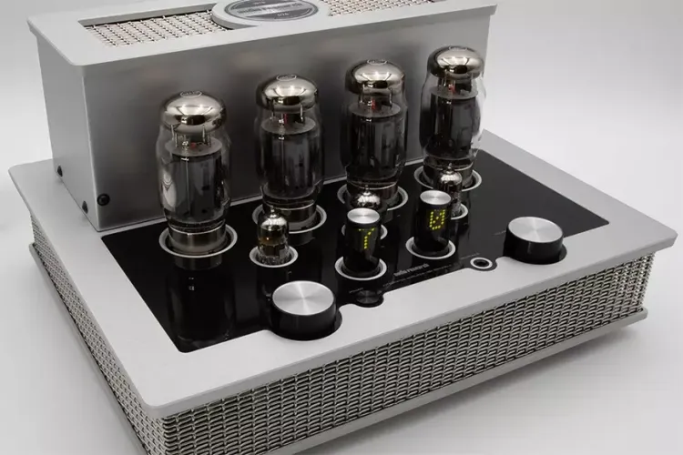 Audio Research I/70 - The New Tube Amplifier