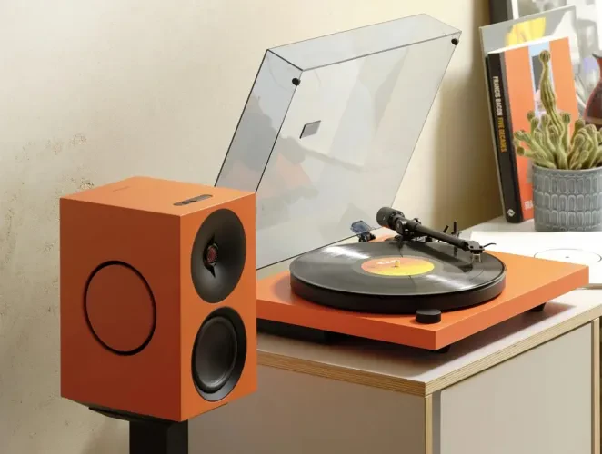 Cambridge Audio Spira – A Vinyl Turntable with Bluetooth and Built-in Phono Preamp